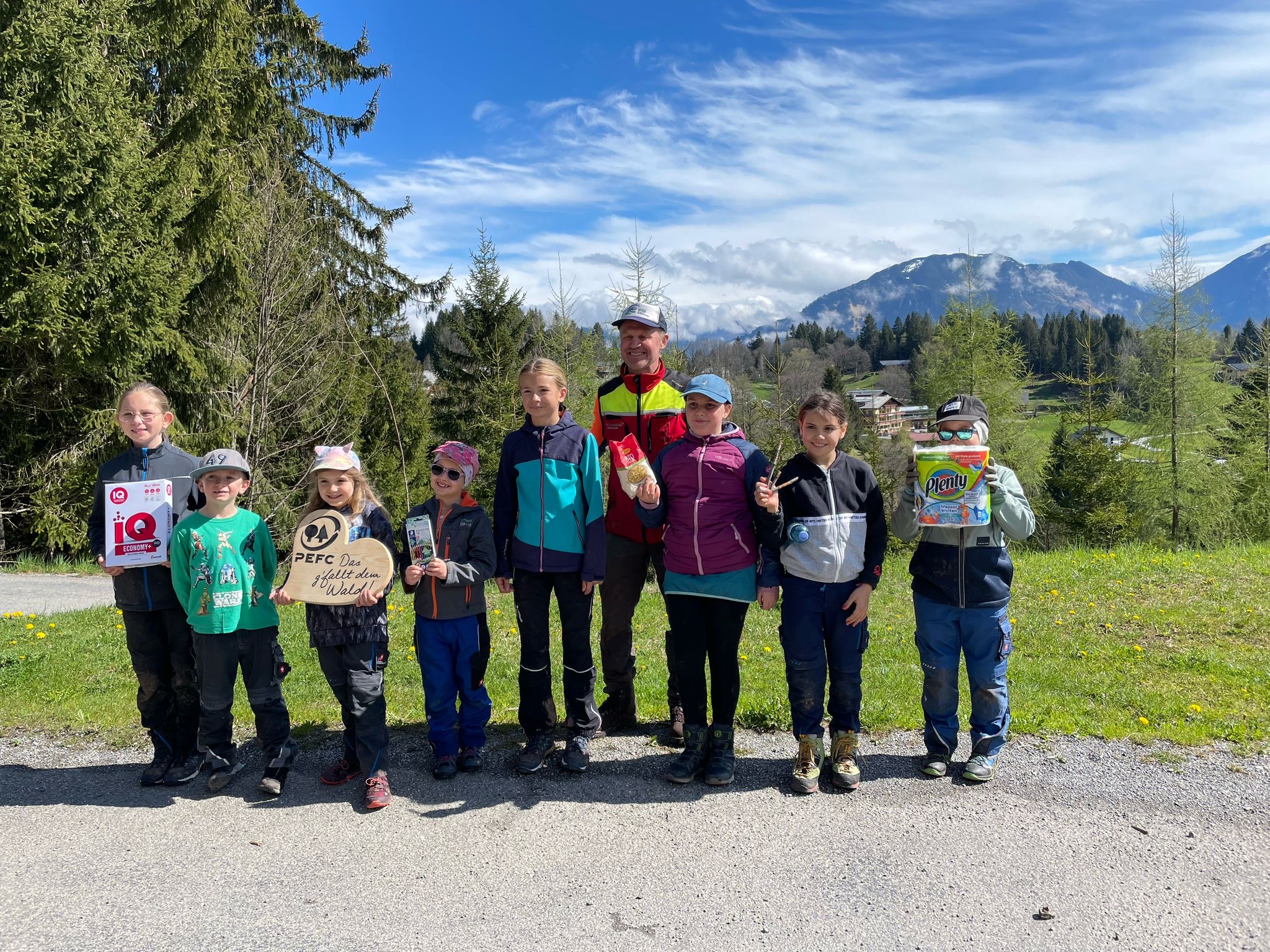 Baumpflanzakt. Bürserberg 2025
